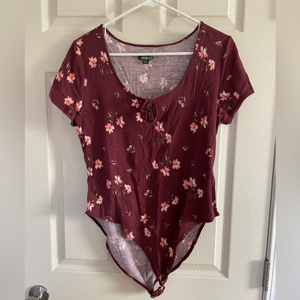 *NEVER WORN* Wild Fable Maroon Floral Bodysuit, XXL